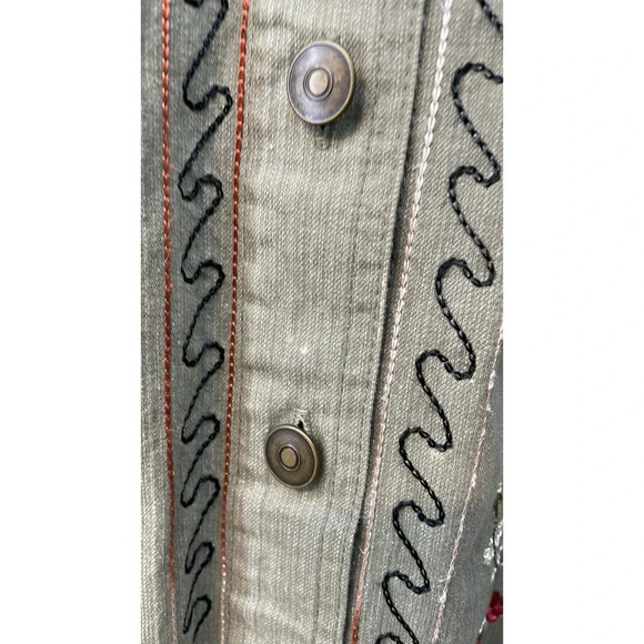 Denim & Co Beautiful Embroidered 100% Cotton Olive Green Jacket Size Medium (M) - Picture 9 of 11